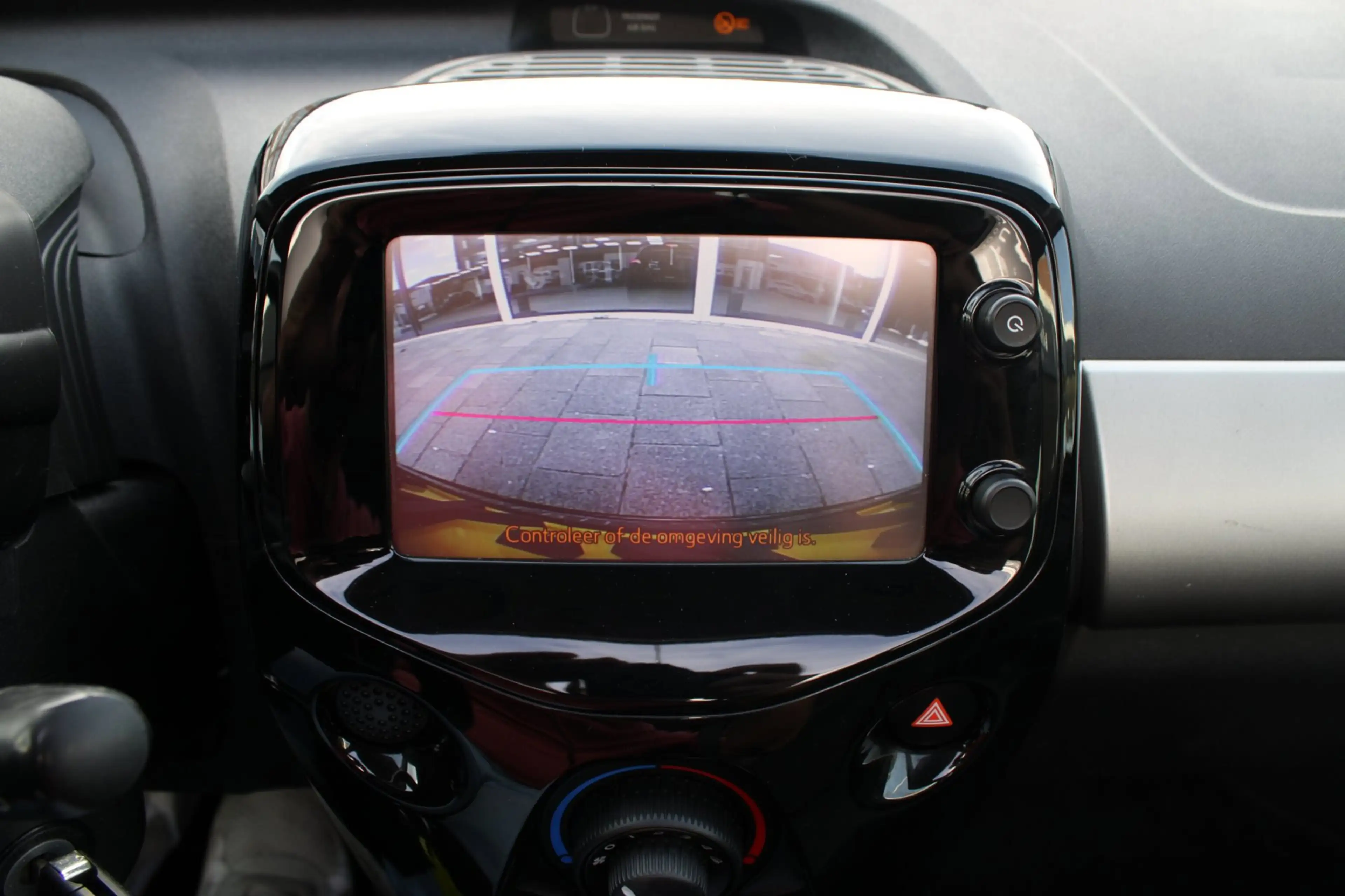 Citroen C1 1.2 PureTech Shine Cabrio | Airco | Cruise control — photo 11