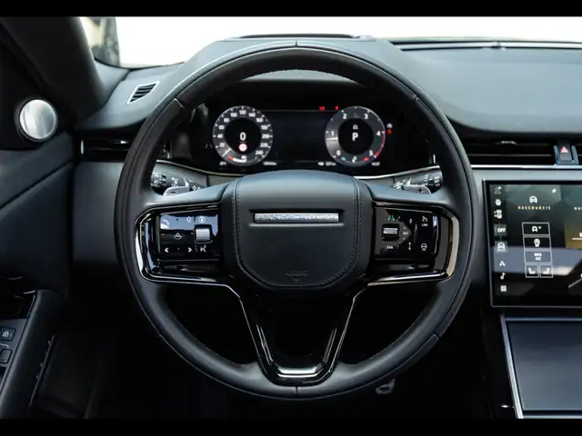 Land Rover Range Rover Evoque view 12
