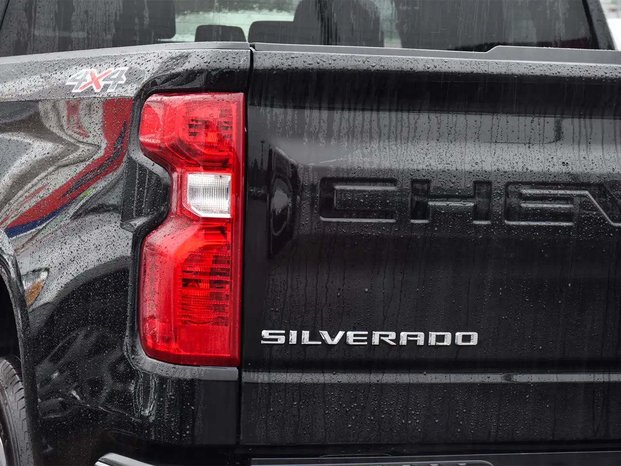 Chevrolet Silverado 1500 снимка Chevrolet Silverado 1500