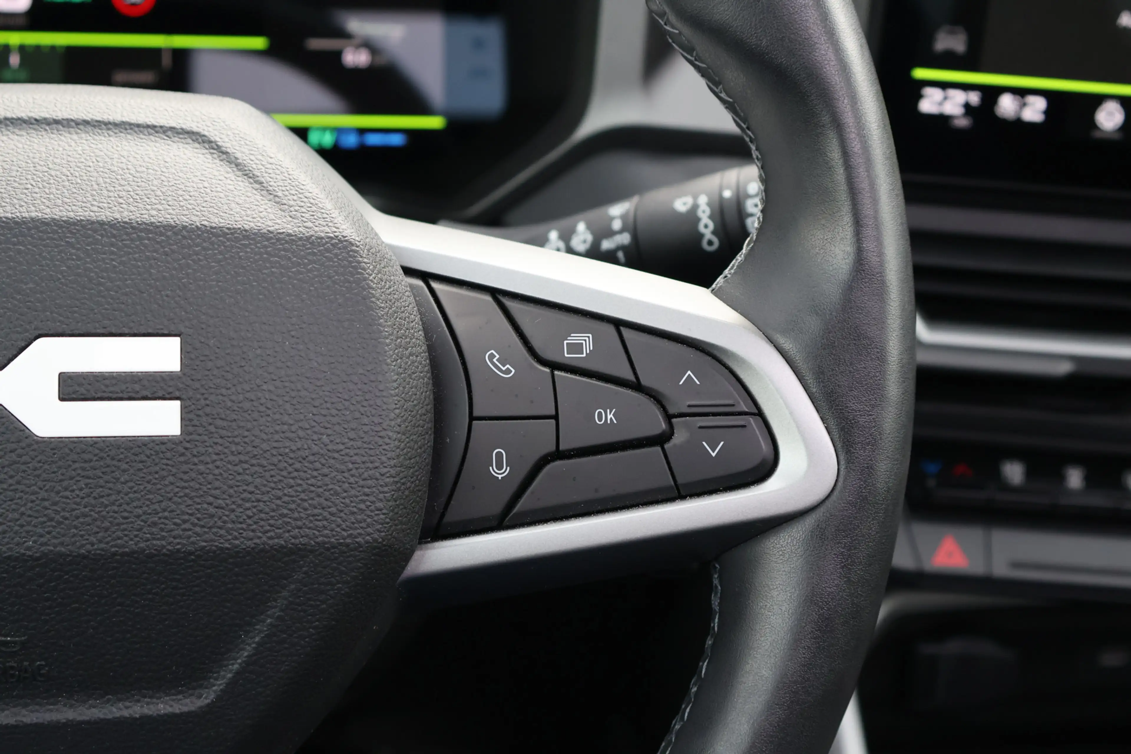 Dacia Bigster 1.8 Hybrid 155 Launch Edition | Adap. Cruise | Sto — photo 11
