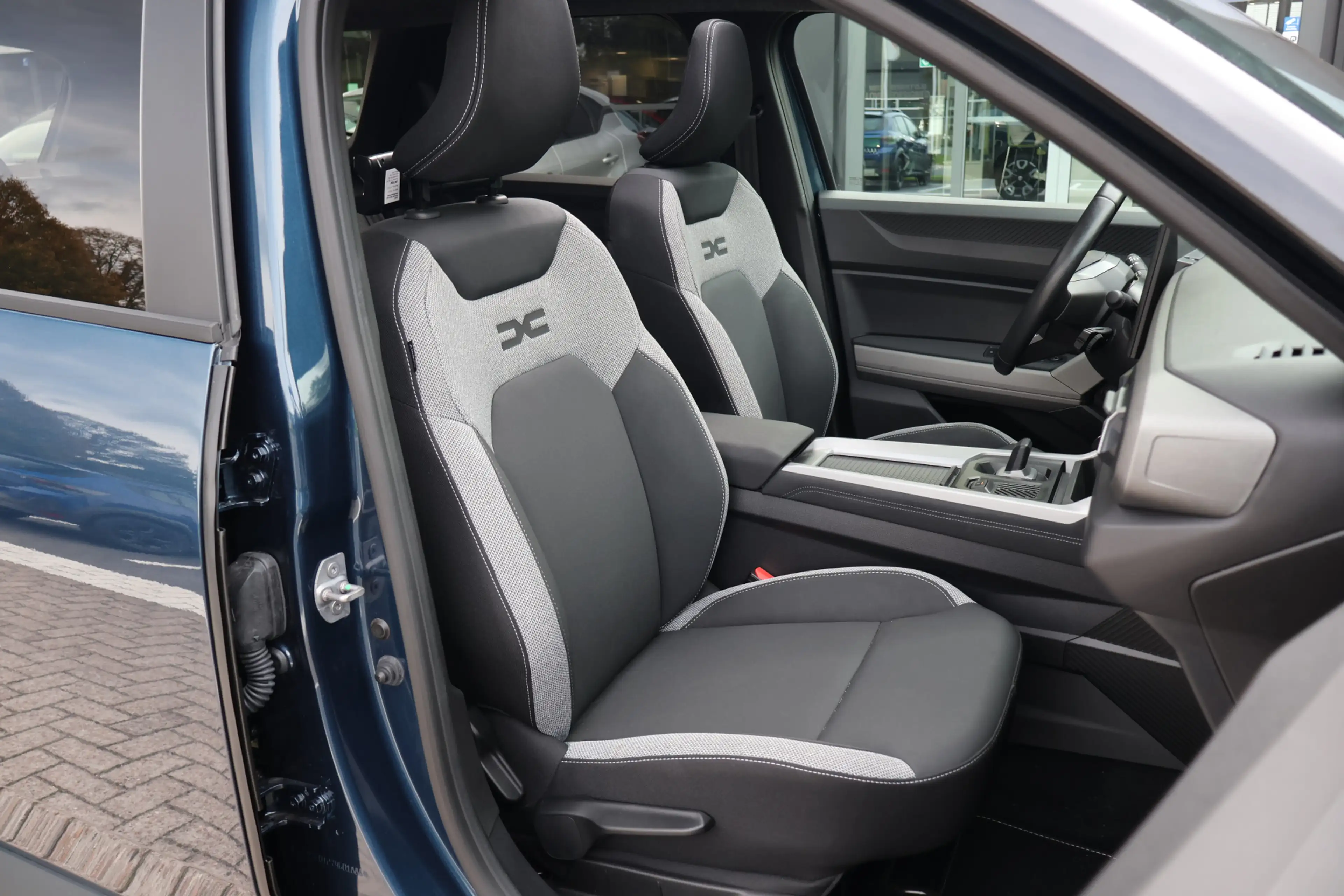 Dacia Bigster 1.8 Hybrid 155 Launch Edition | Adap. Cruise | Sto — photo 13