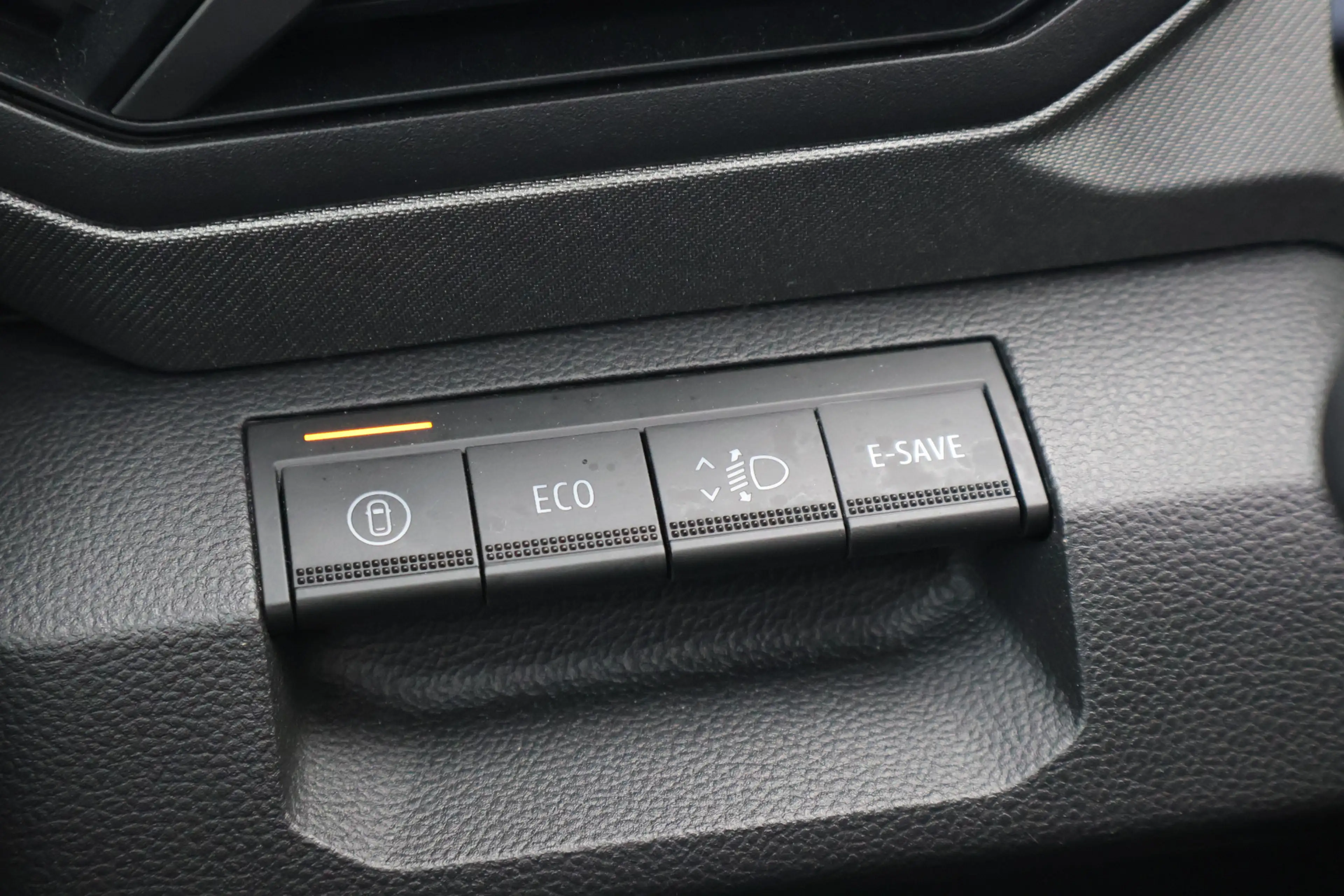 Dacia Bigster 1.8 Hybrid 155 Launch Edition | Adap. Cruise | Sto — photo 23