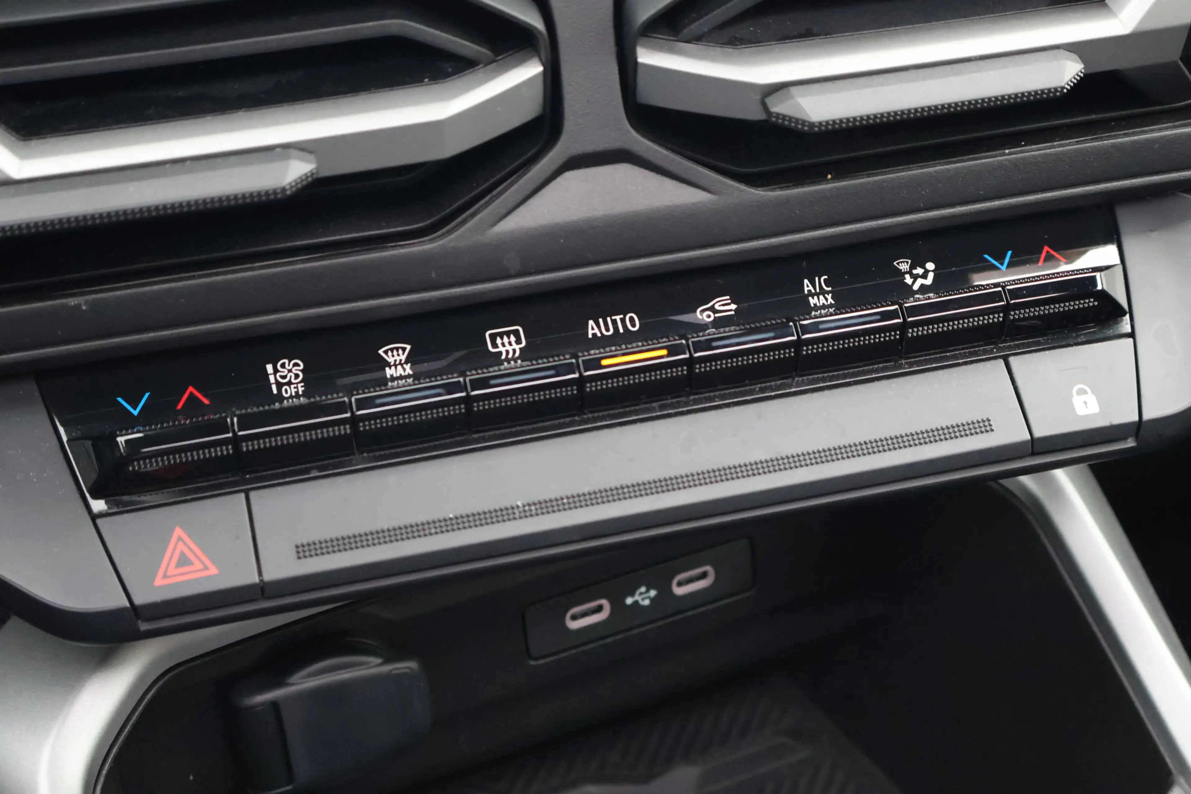 Dacia Bigster 1.8 Hybrid 155 Launch Edition | Adap. Cruise | Sto — photo 20