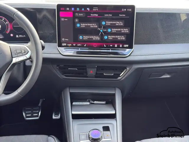 Volkswagen Tiguan view 21