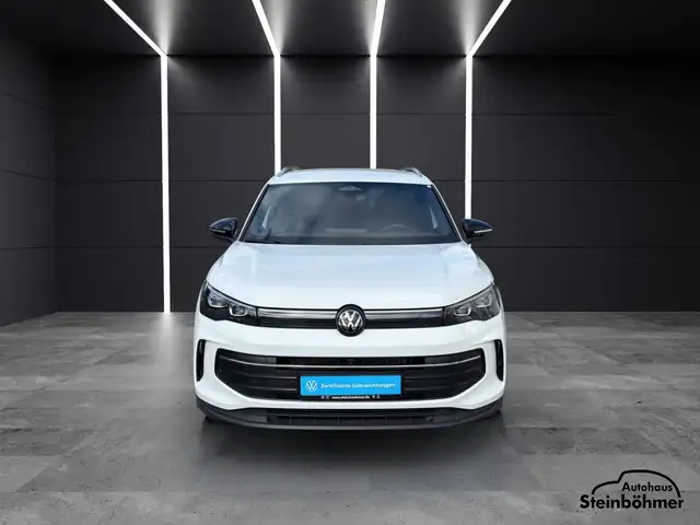 Volkswagen Tiguan view 10