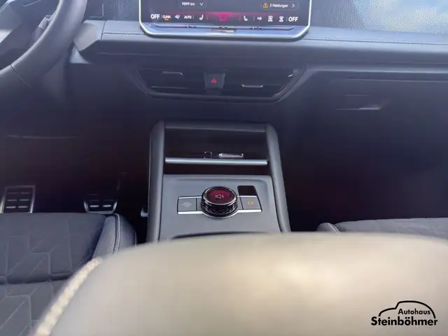 Volkswagen Tiguan view 20