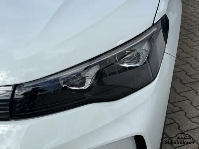 Volkswagen Tiguan view 11