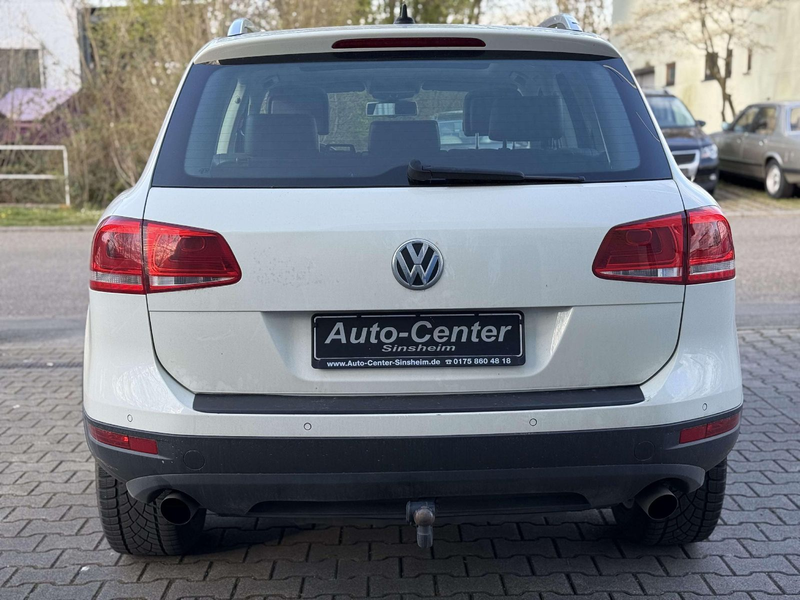Volkswagen Touareg V6 TDI BMT*AHK*Panorama*Xenon*SHZ*Navi* — photo 3