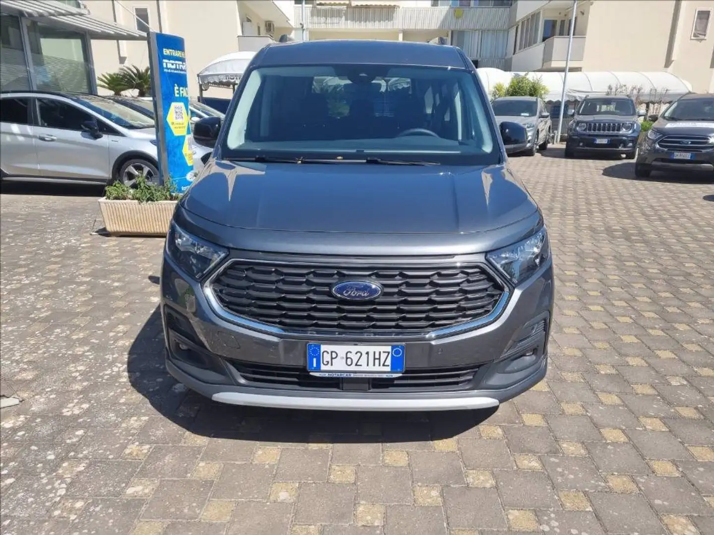 Ford Tourneo Connect V761 2.0 ecoblue 122cv Active Grijs - 2