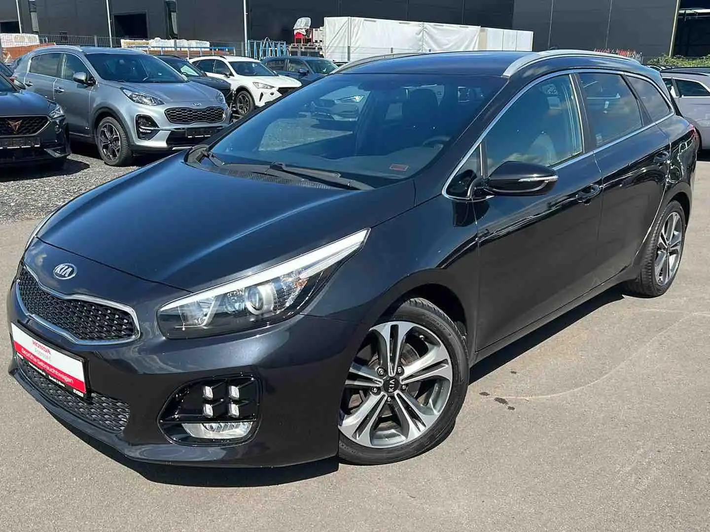 Kia Ceed SW / cee'd SW 1.0 TGDI GT-Line Navi Kamera 17" Schwarz - 1