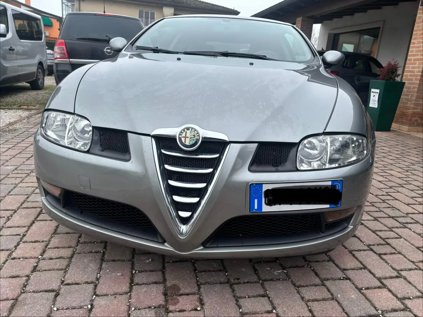 Alfa Romeo GT GT 1.9 jtd mjt Distinctive Argento - 2