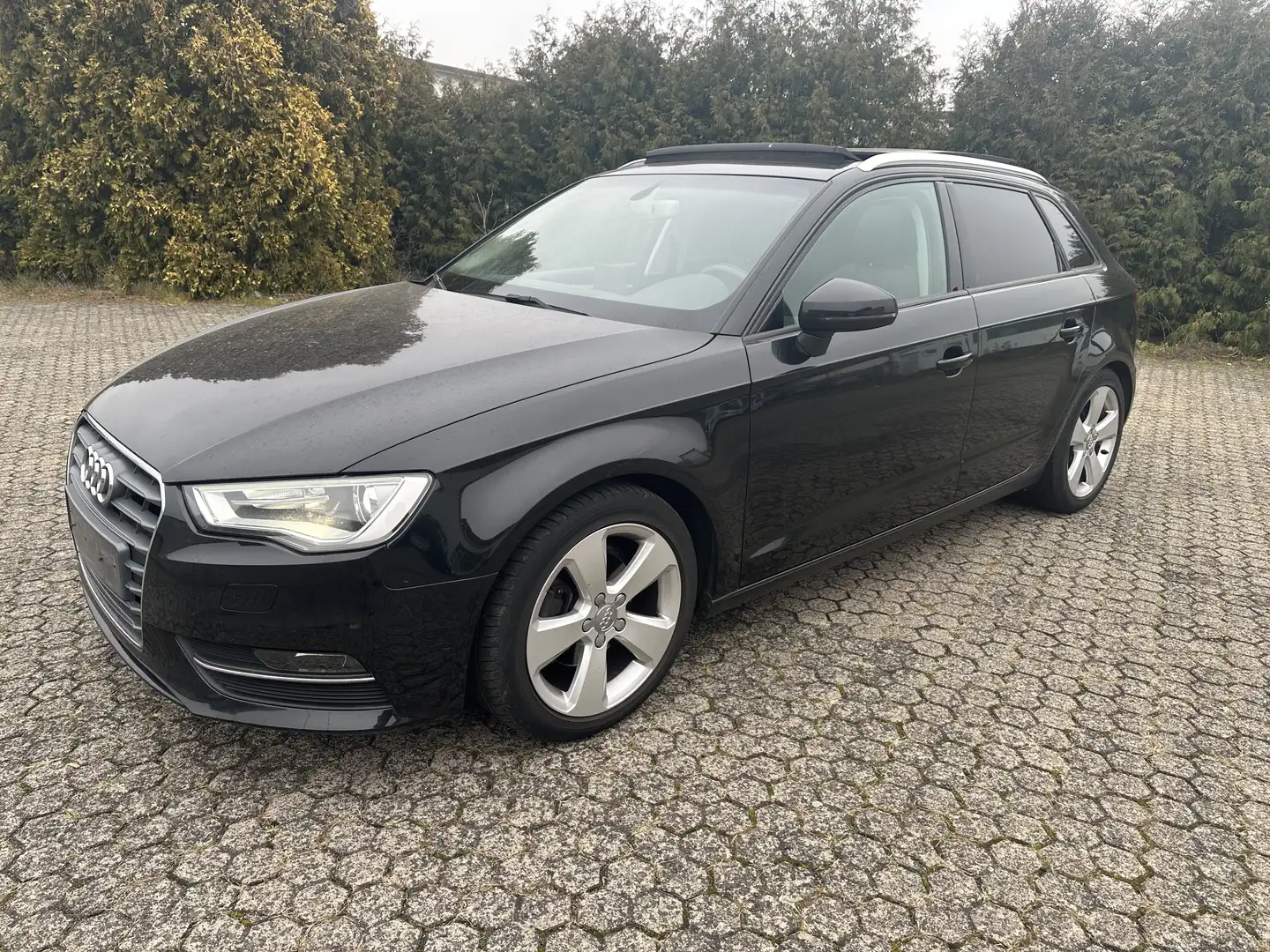 Audi A3 ambition * Pano * Xenon Schwarz - 1