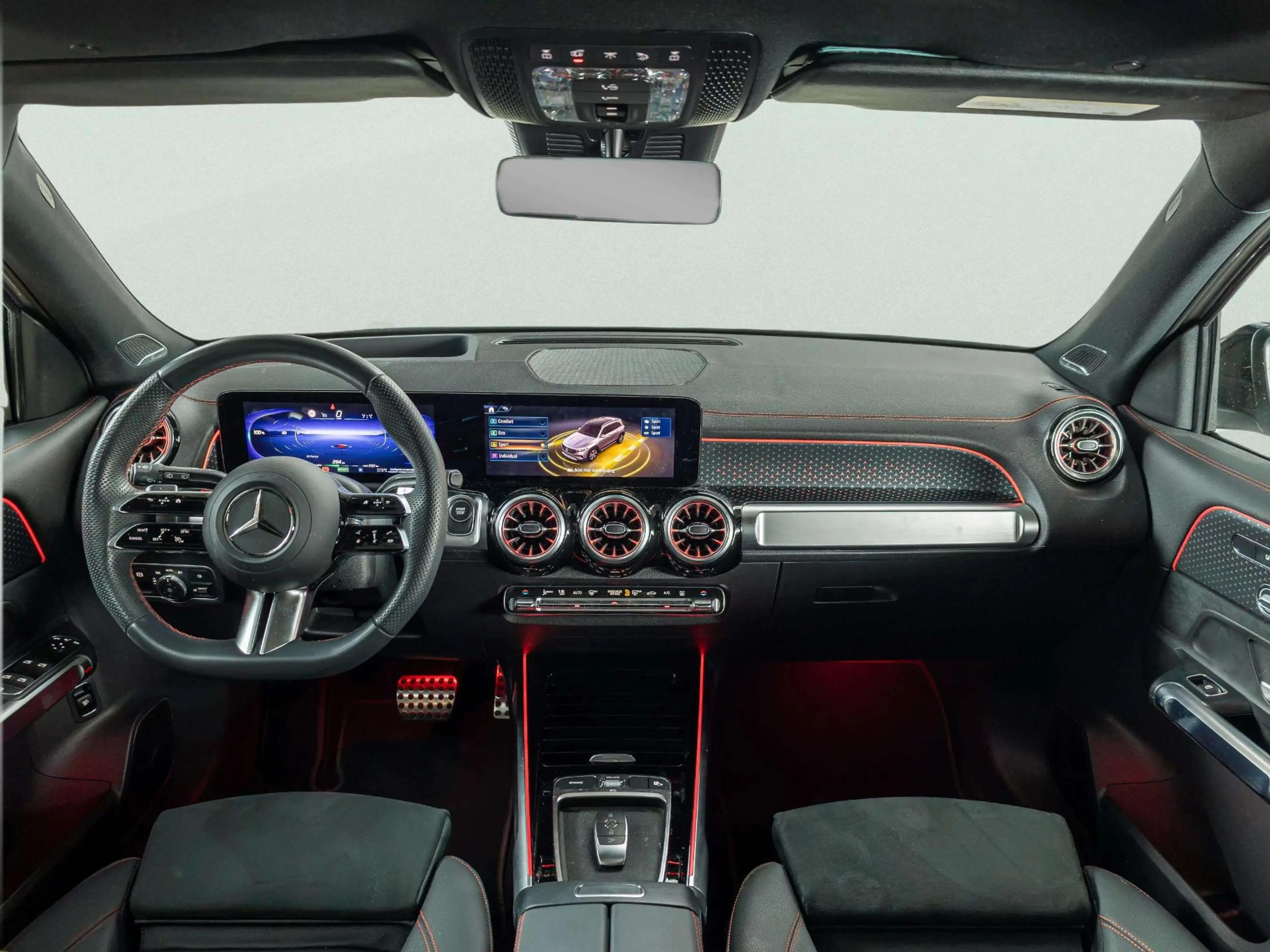 Mercedes-Benz EQB 250 250+ Business Solution AMG 71 kWh | Panorama dak — photo 3