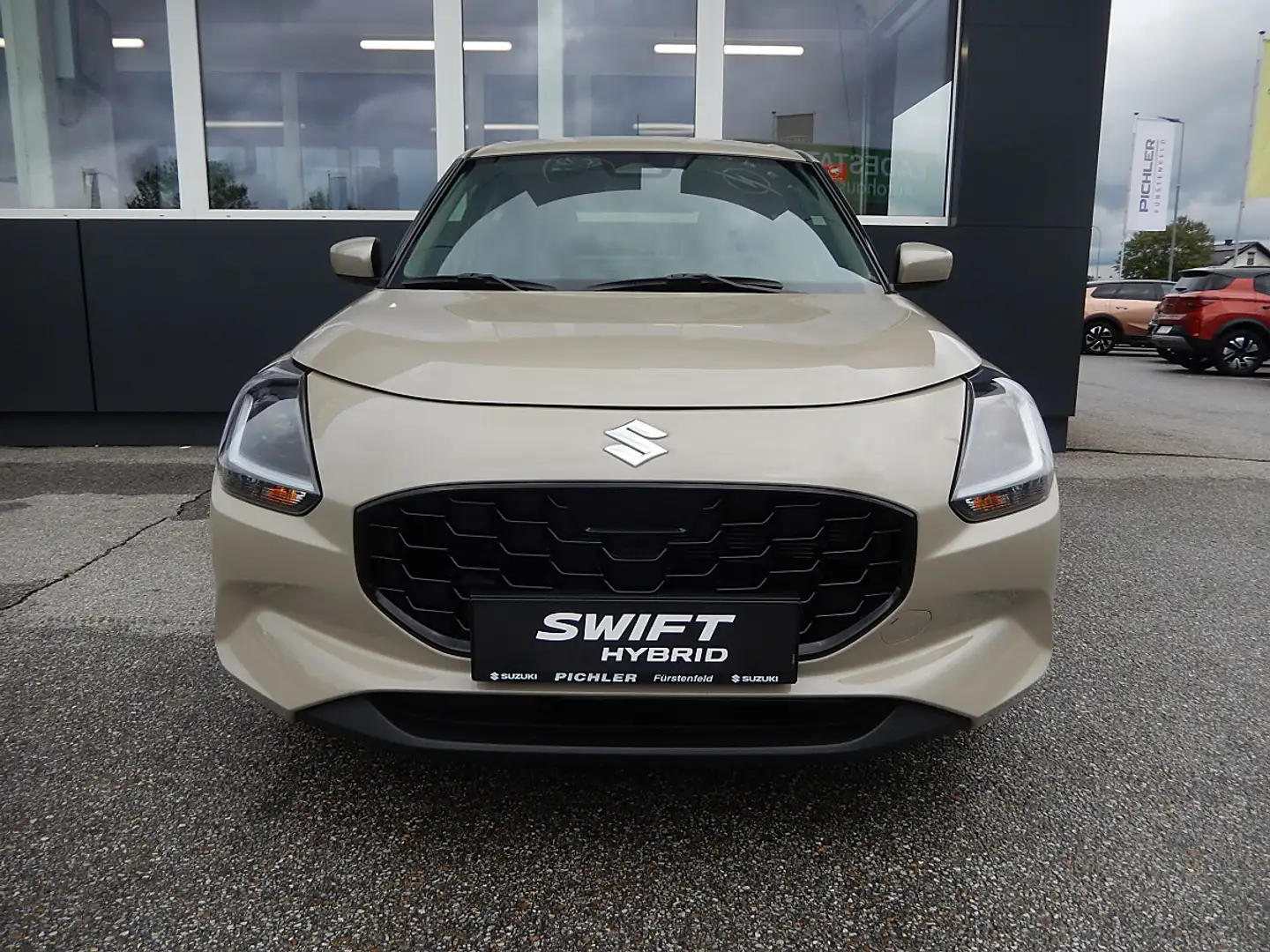 Suzuki Swift 1,2 Hybrid Shine Beige - 2