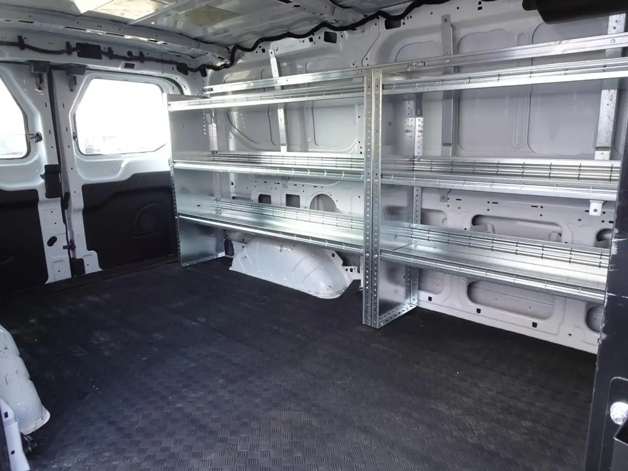 Ford Transit Cargo Van снимка Ford Transit Cargo Van