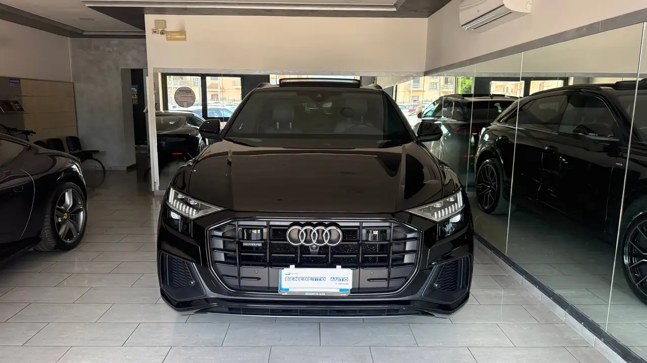 Audi Q8