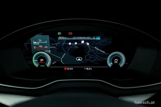 Audi Q5 view 12