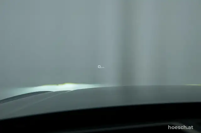 Audi Q5 view 13