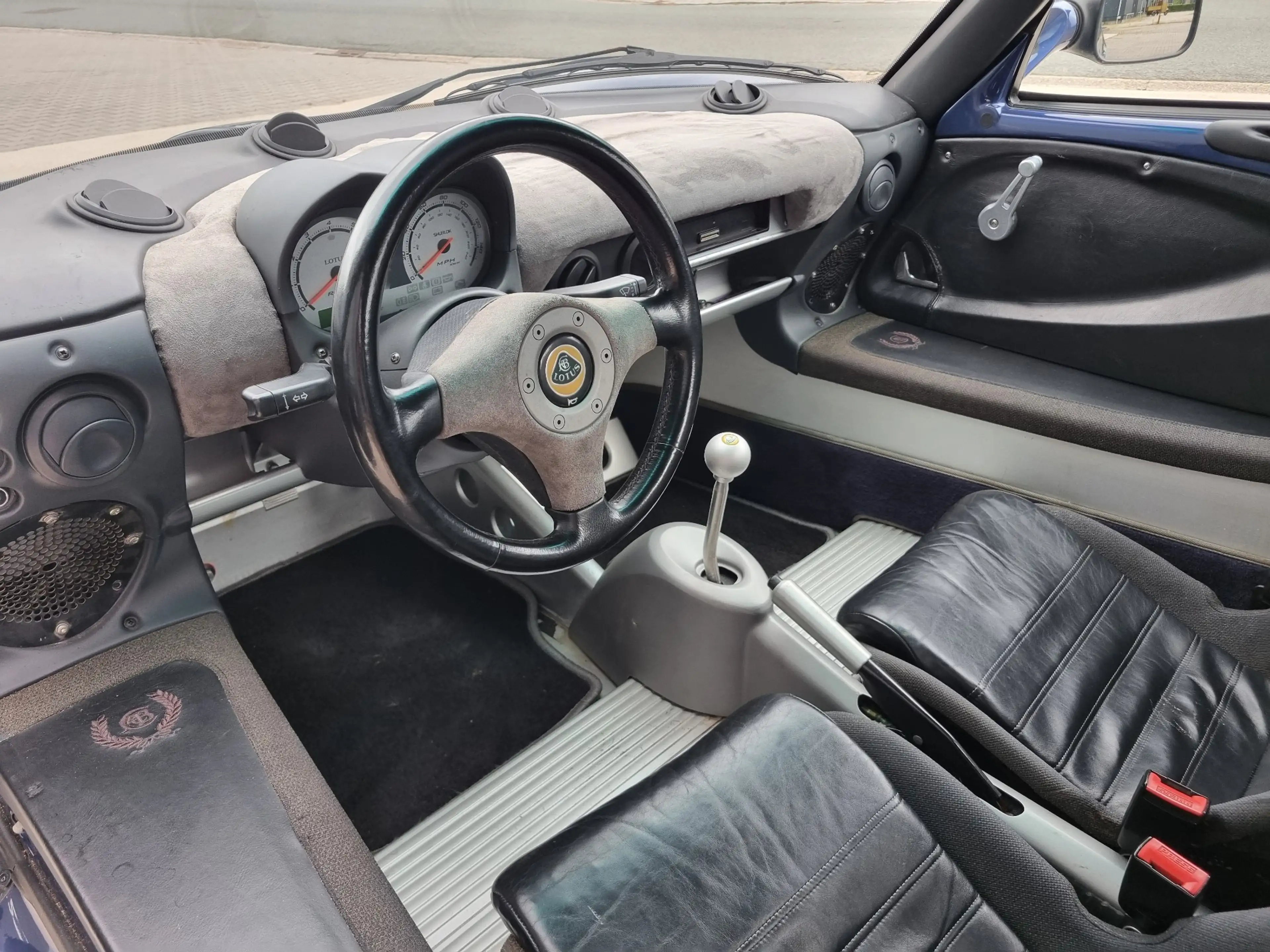 Lotus Elise LHD — photo 9