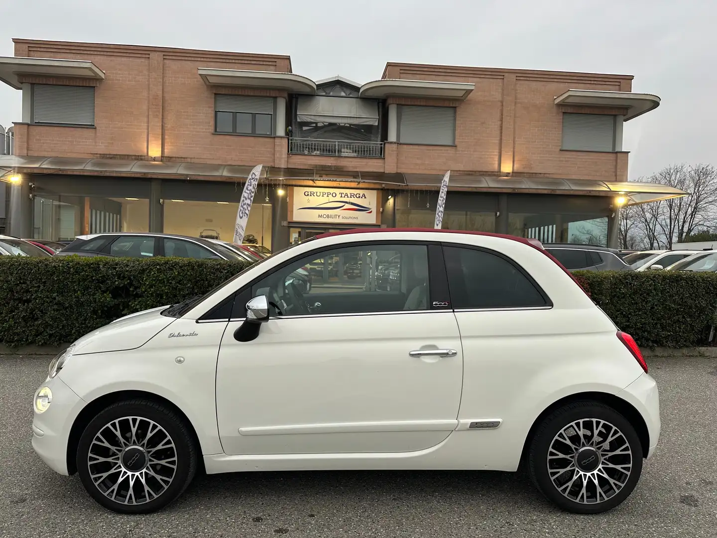 Fiat 500C 1.0 hybrid Dolcevita 70cv Bianco - 2