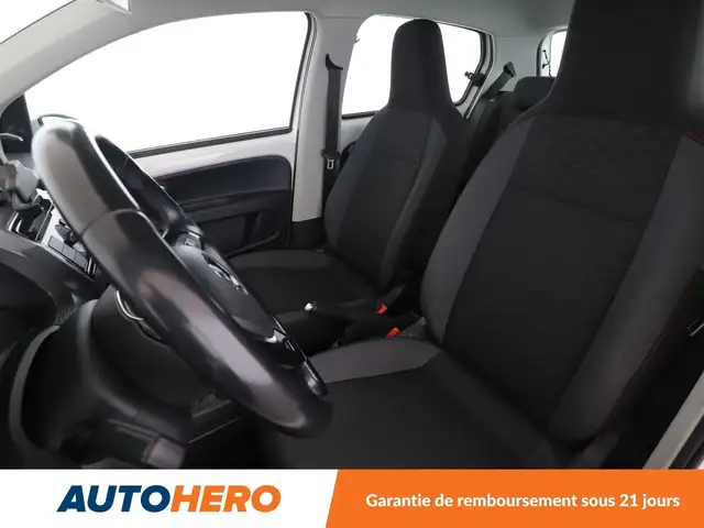 Volkswagen Up! view 10