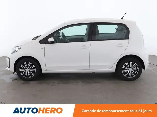 Volkswagen Up! view 3