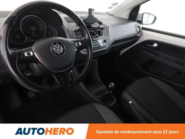 Volkswagen Up! view 11