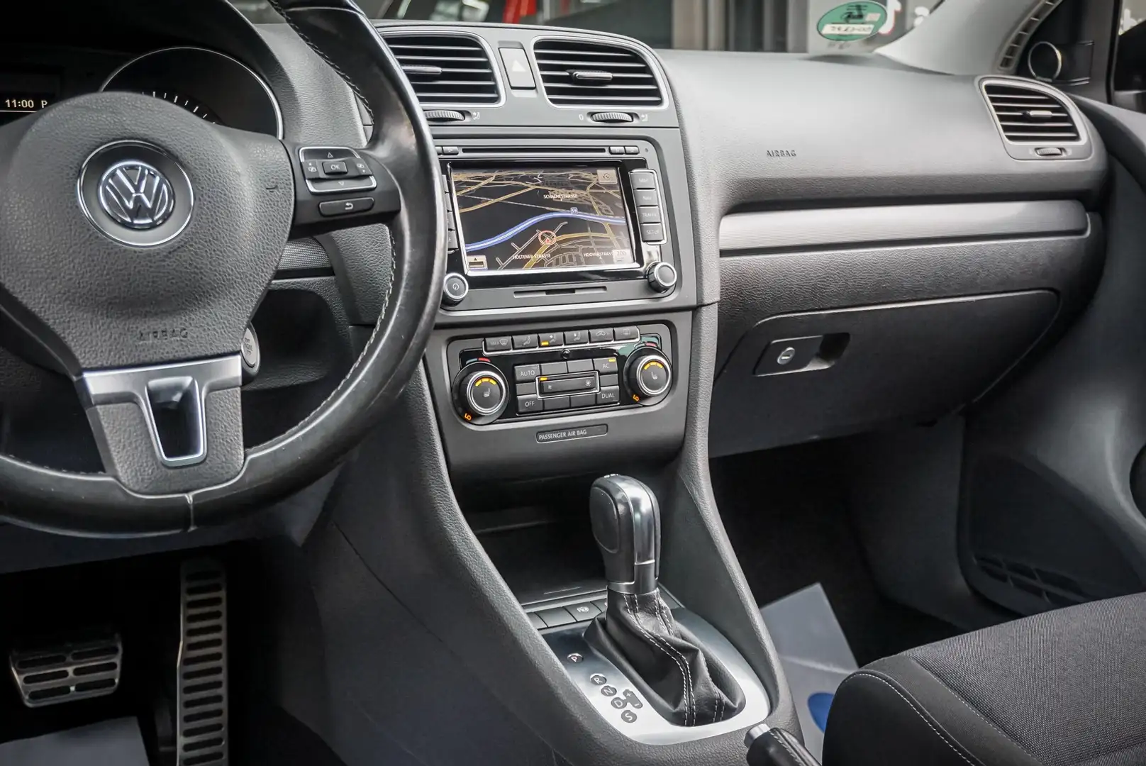 Volkswagen Golf 6 1.2 DSG Style Xenon Navi Scheckheft Noir - 2