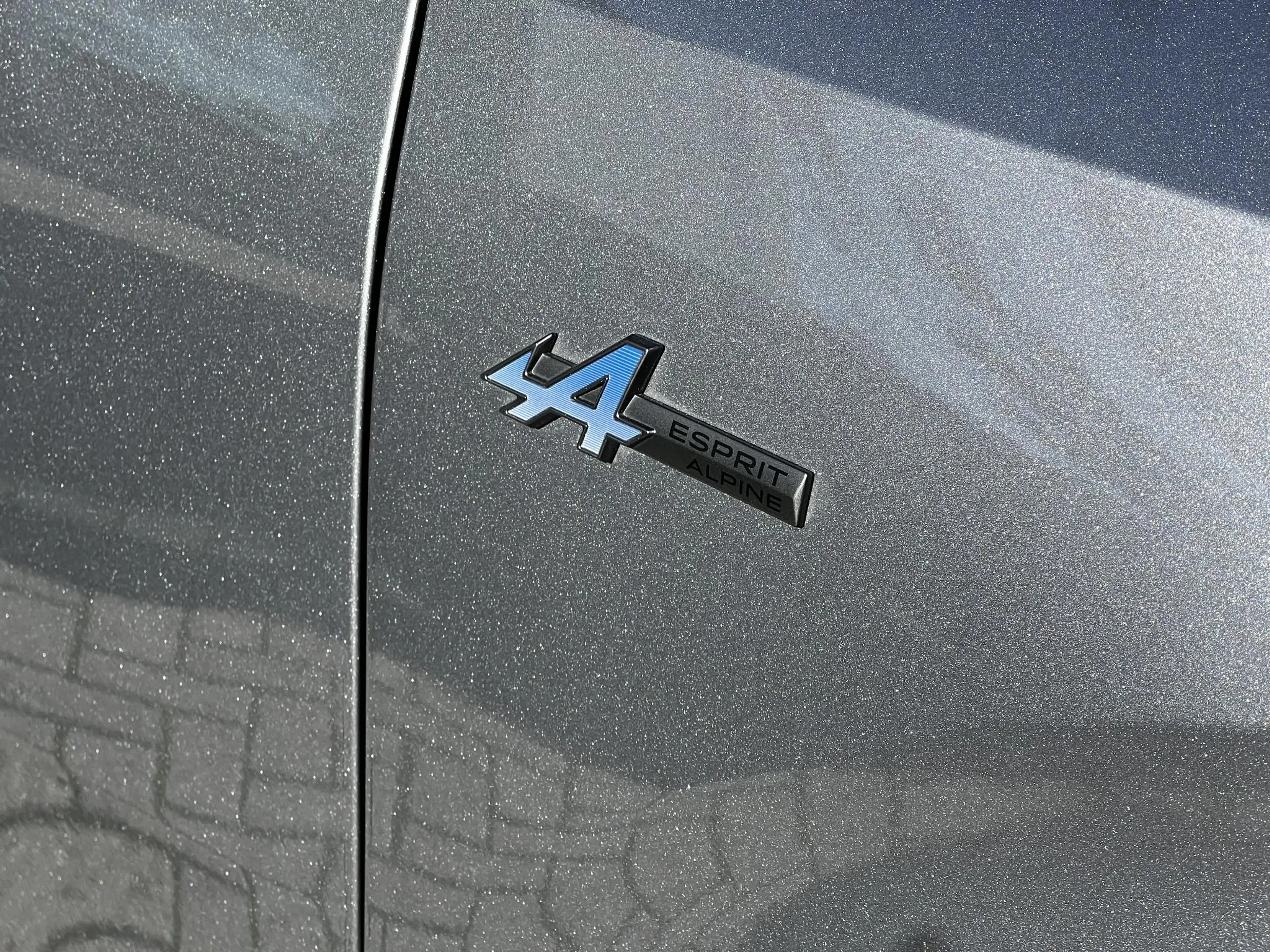 Renault Rafale 1.2 E-Tech 4x4 plug-in hybrid 300 esprit Alpine | — photo 17