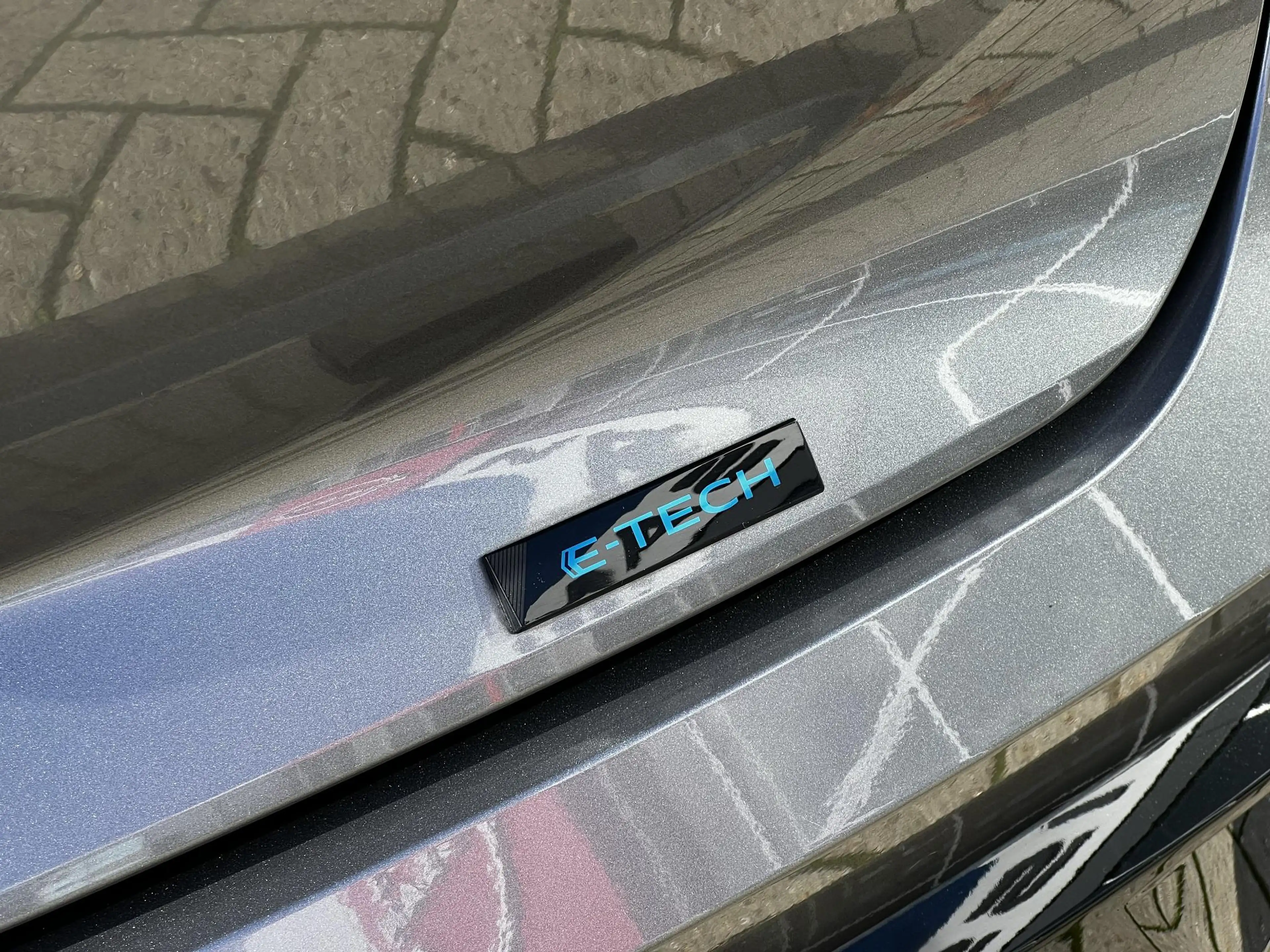 Renault Rafale 1.2 E-Tech 4x4 plug-in hybrid 300 esprit Alpine | — photo 33