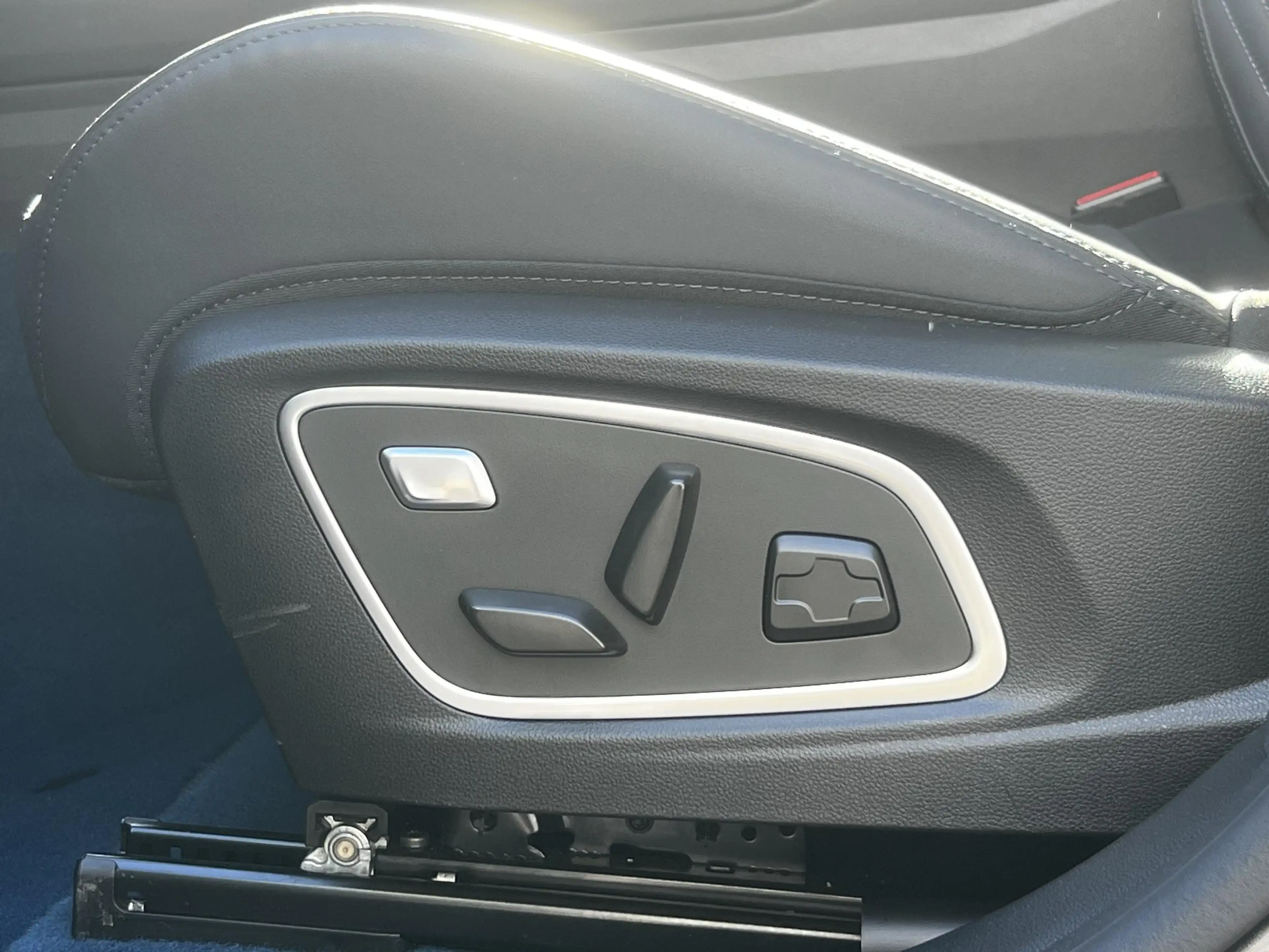 Renault Rafale 1.2 E-Tech 4x4 plug-in hybrid 300 esprit Alpine | — photo 10