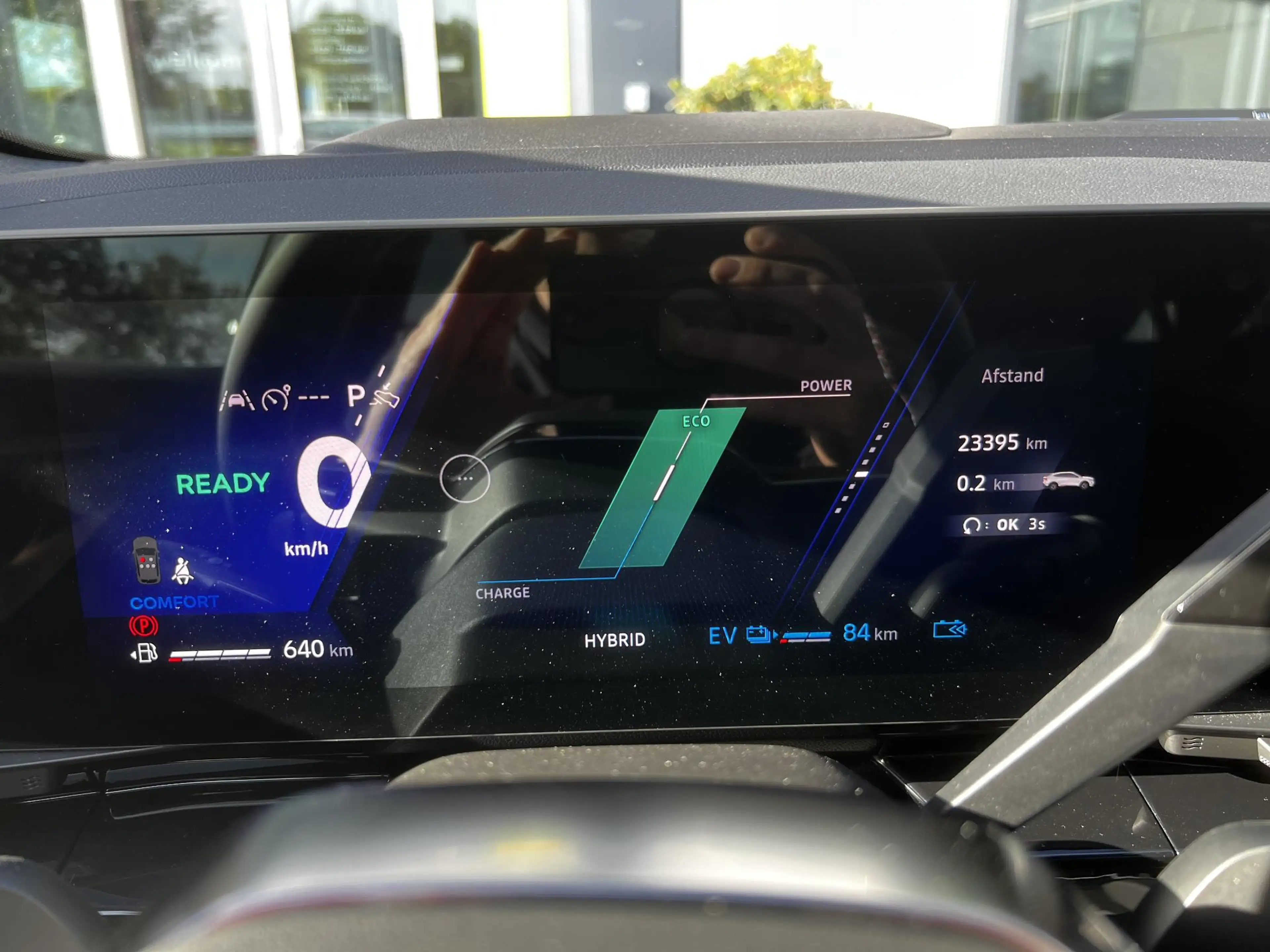 Renault Rafale 1.2 E-Tech 4x4 plug-in hybrid 300 esprit Alpine | — photo 4