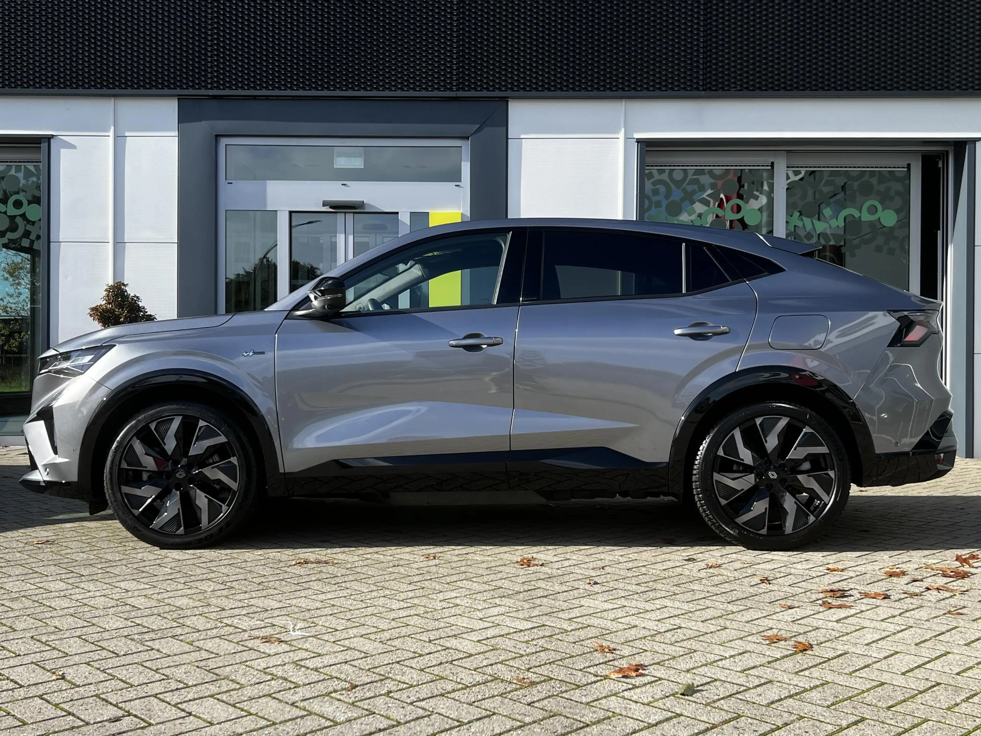 Renault Rafale 1.2 E-Tech 4x4 plug-in hybrid 300 esprit Alpine | — photo 19