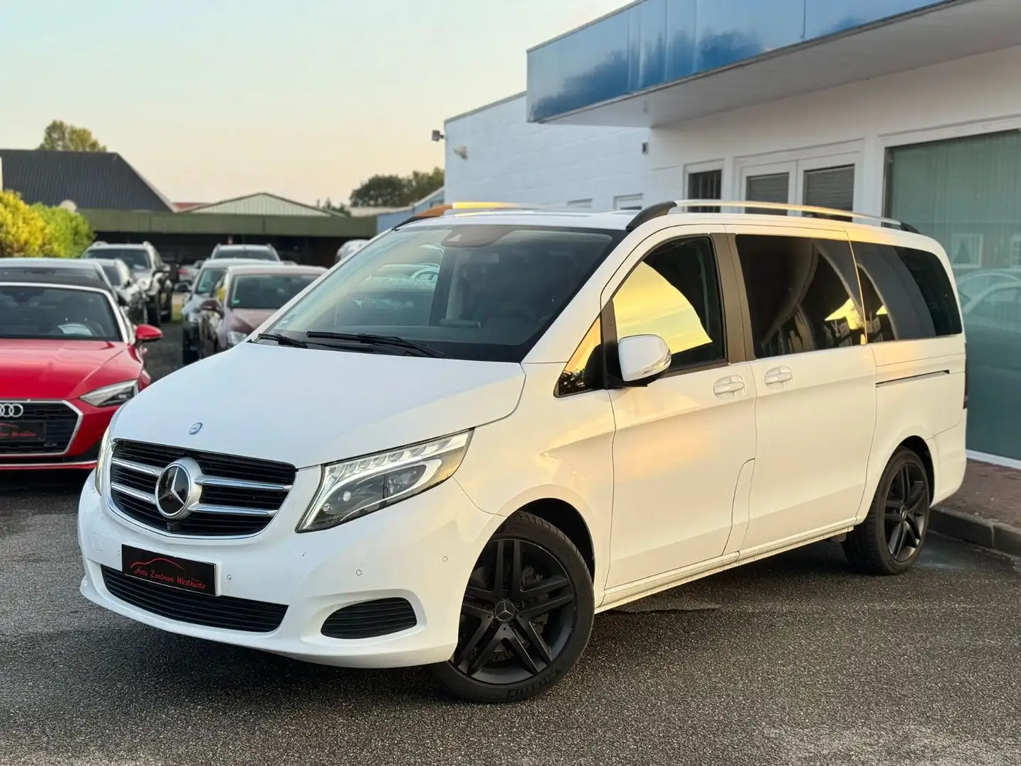 Mercedes-Benz V 250 V250d Lang AHK Burmester 360°Distronic VollLeder White - 2