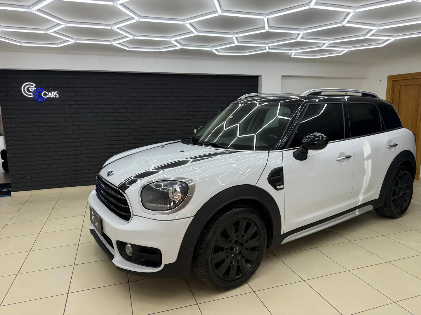 MINI Cooper D Countryman 2.0 Boost auto 150CV Bianco - 1