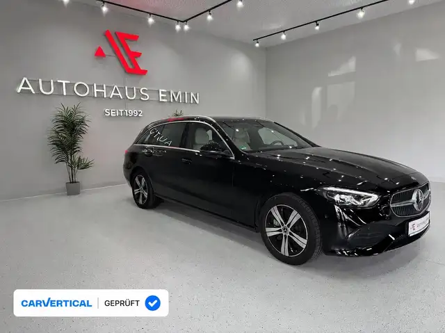 Mercedes-Benz C 300 e T Modell *1.HAND,AMBIENTE,LED,KAMERA!*