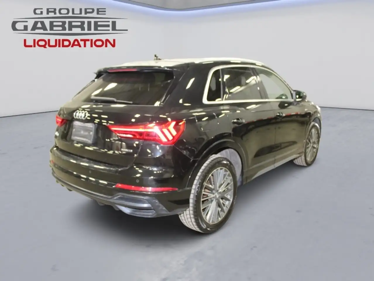Audi Q3 снимка Audi Q3