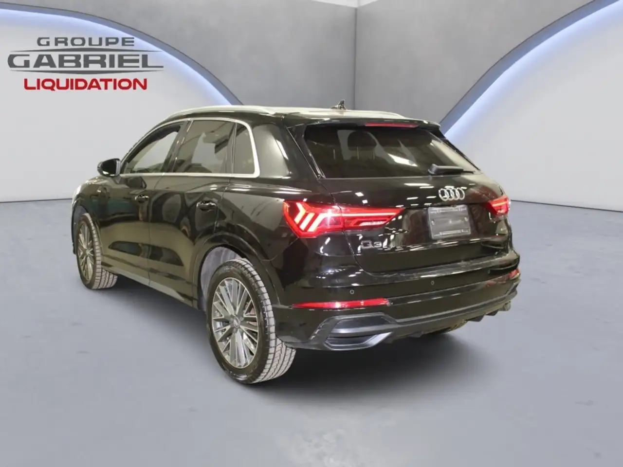 Audi Q3 снимка Audi Q3