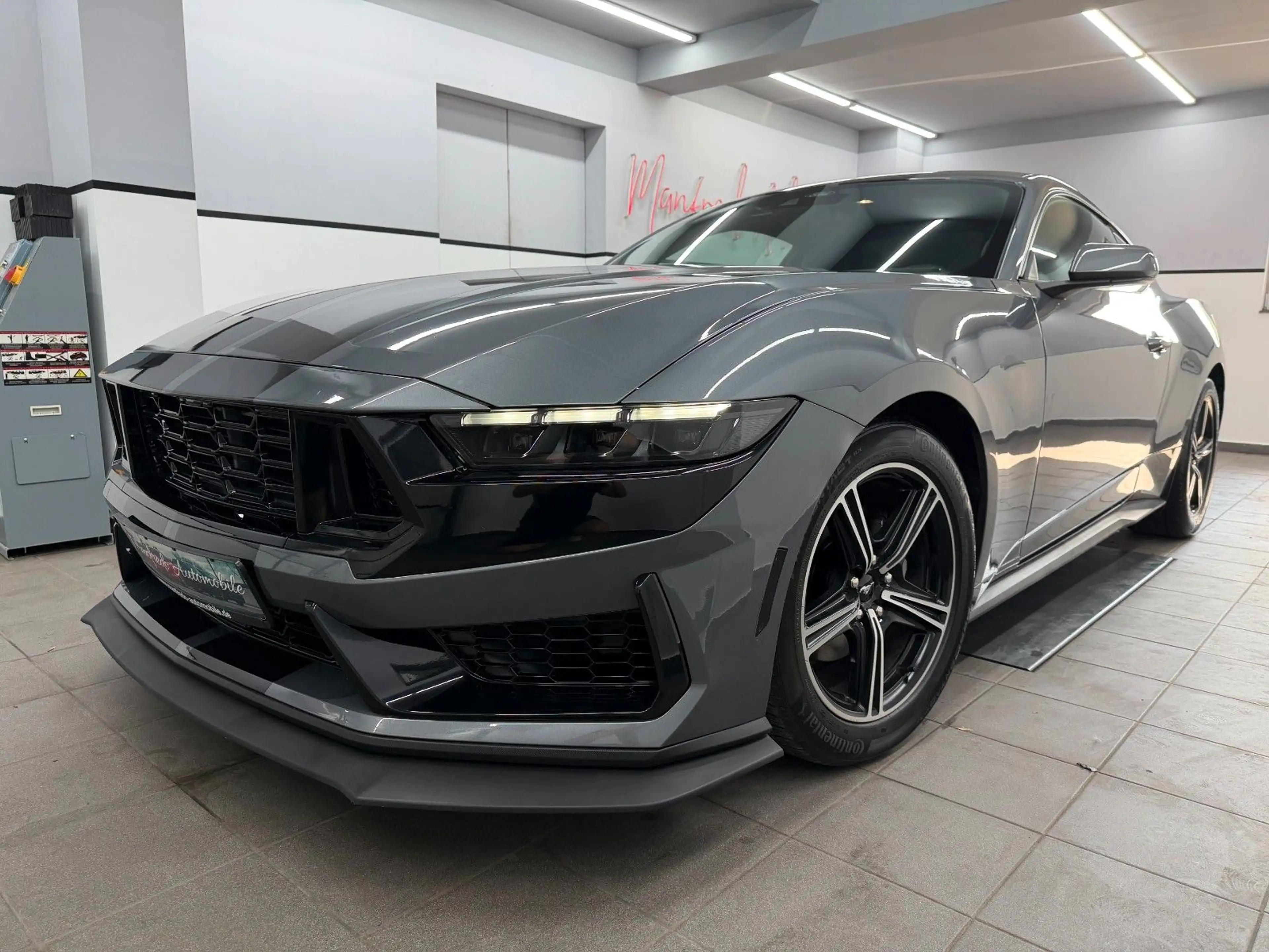 Ford Mustang Eco 2.3 Carbonized Grey/Duplex AGA/Perfo