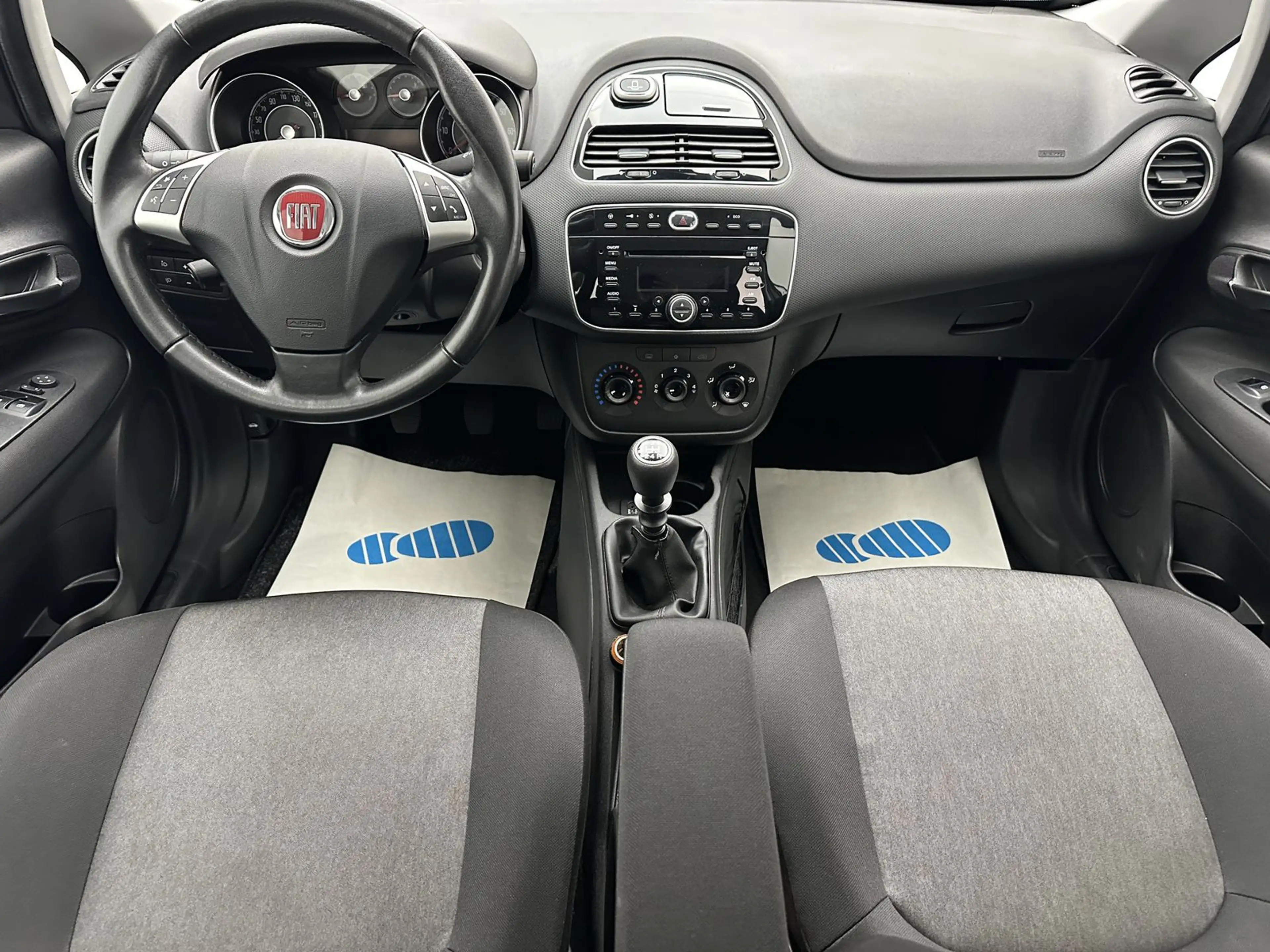 Fiat Punto My Punto "KLIMA-MULTI-ALU-USB-TÜV NEU" — photo 12