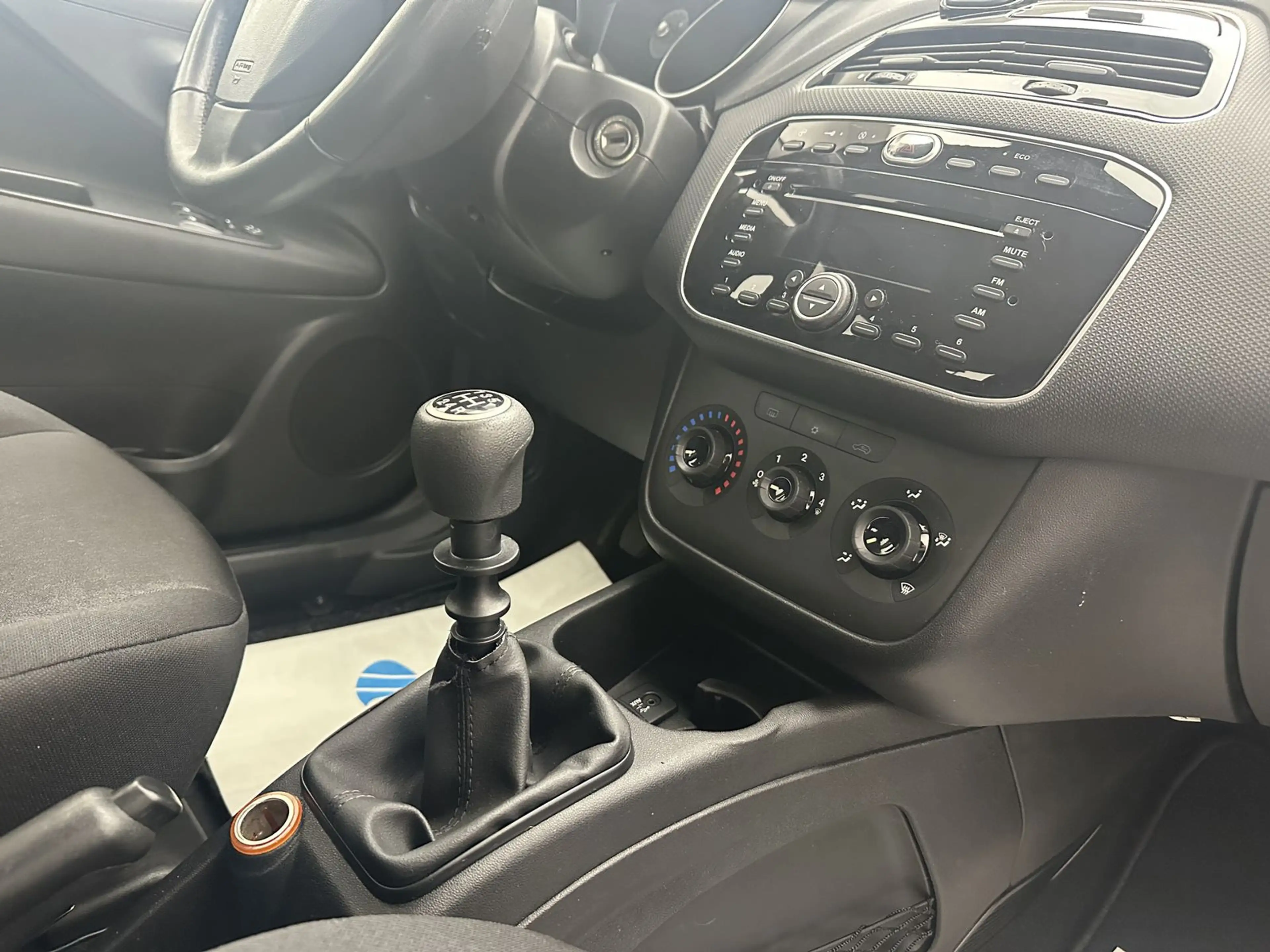 Fiat Punto My Punto "KLIMA-MULTI-ALU-USB-TÜV NEU" — photo 10