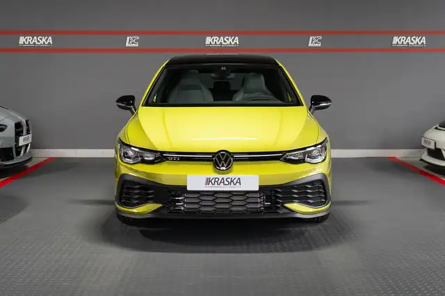 Volkswagen Golf view 5