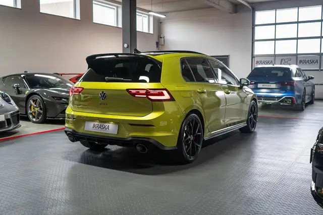 Volkswagen Golf view 9