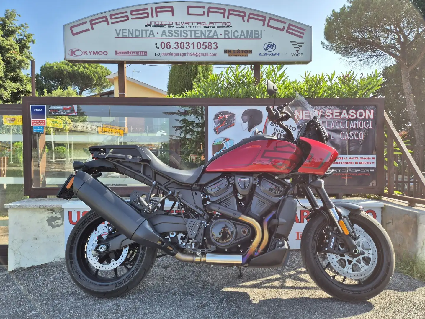 Harley-Davidson Pan America ST Rouge - 1