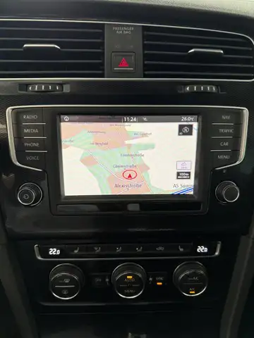 Volkswagen Golf view 10