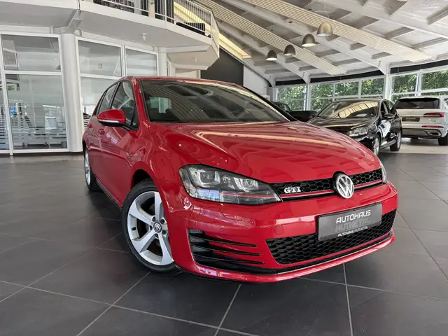 Volkswagen Golf main image