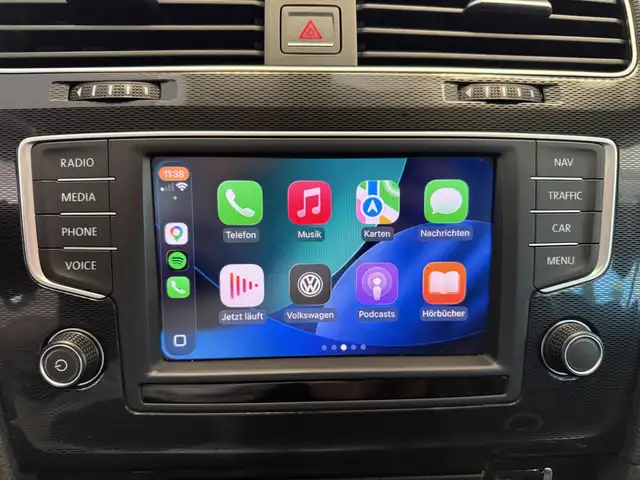 Volkswagen Golf view 11