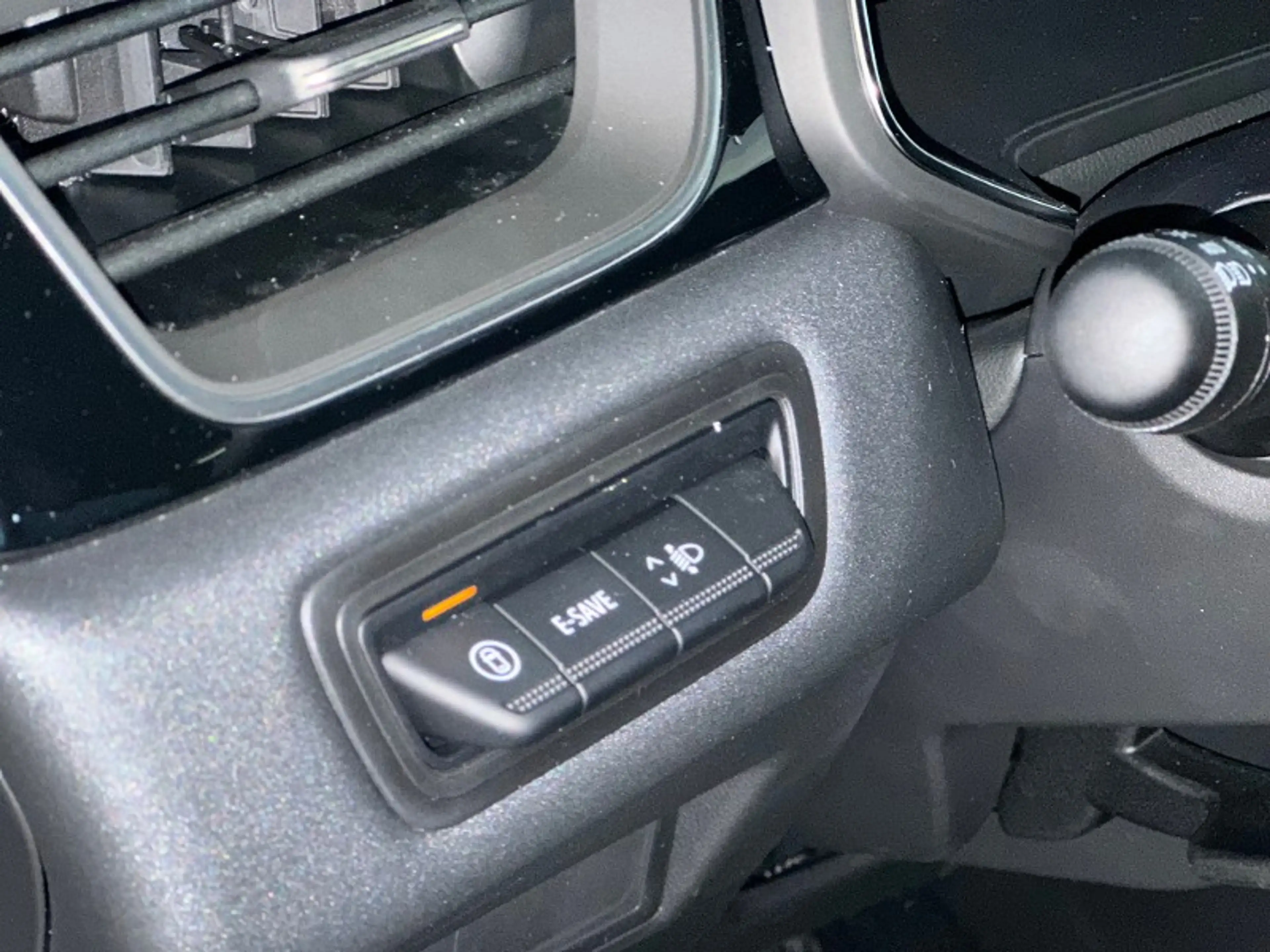 Mitsubishi Grandis Intro Edition 1.8 Hybrid — photo 7
