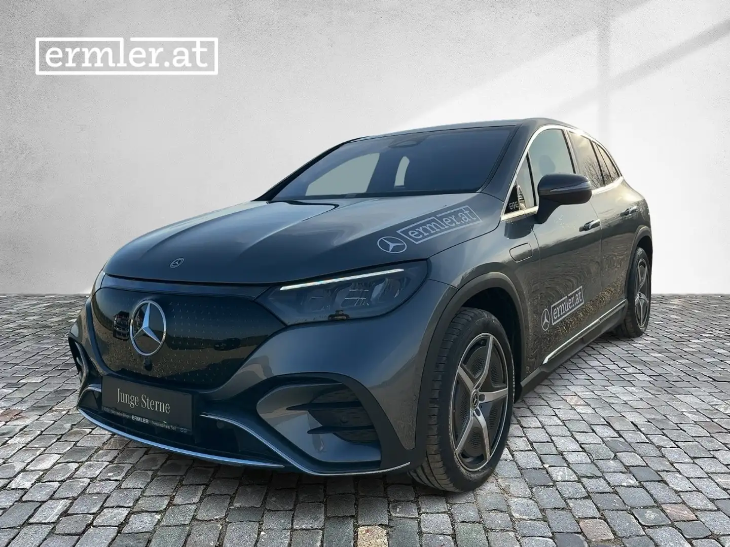 Mercedes-Benz EQE 350 + SUV AMG Vorführer Listenpreis: 105.000€ Szürke - 2