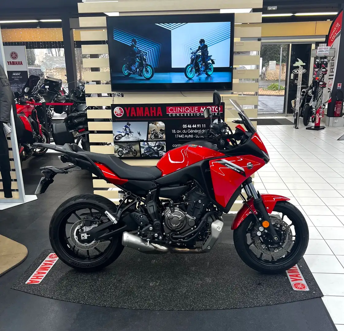 Yamaha Tracer 7 Rouge - 1